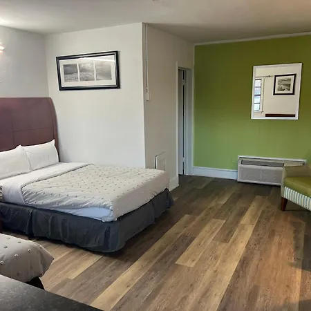 Travel In Hotel